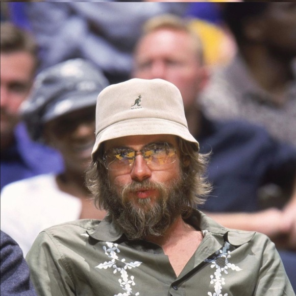 Meet your Posher, Kevin - Picture 1 of 1